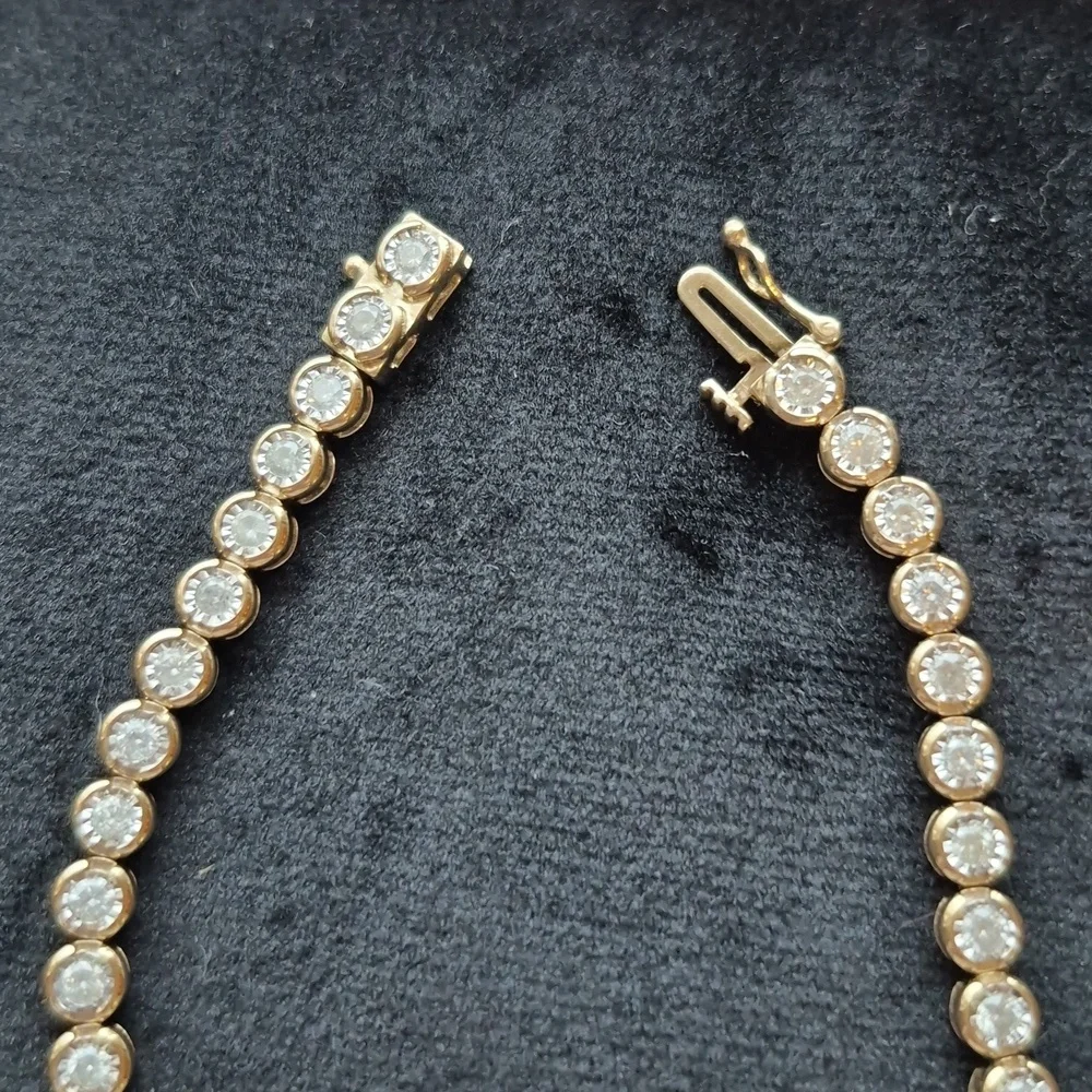 Tennis Bracelet - Picture 2 of 7